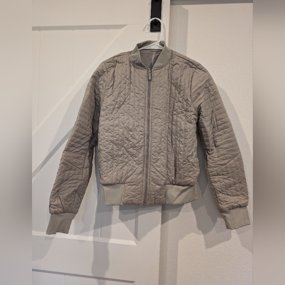 Lululemon Non-Stop Cotton Bomber Jacket size 6 - Picture 4 of 10